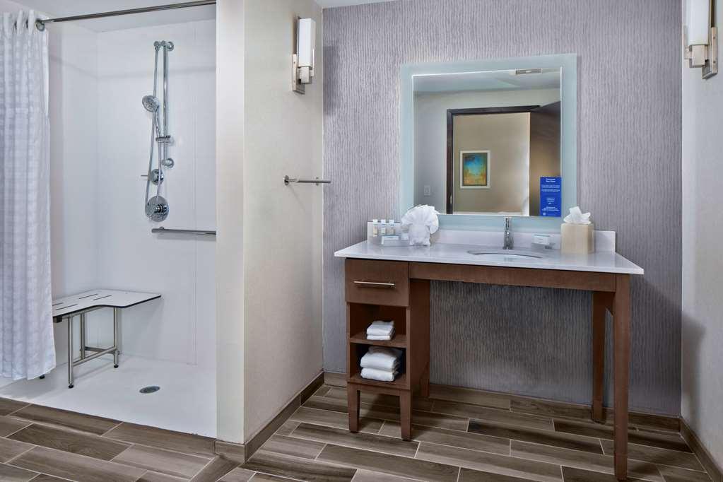 Homewood Suites By Hilton Greensboro Wendover, Nc Екстериор снимка