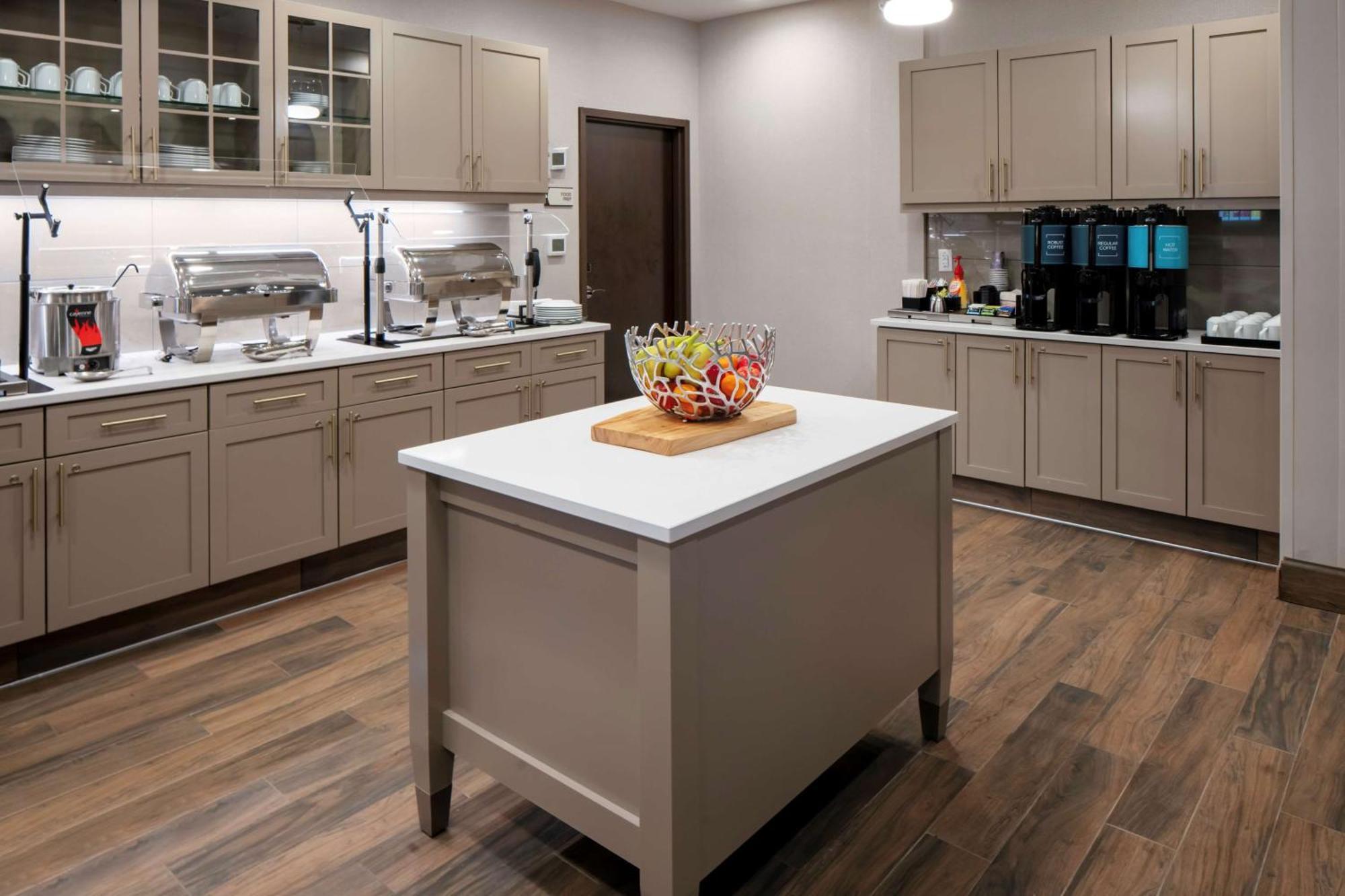 Homewood Suites By Hilton Greensboro Wendover, Nc Екстериор снимка