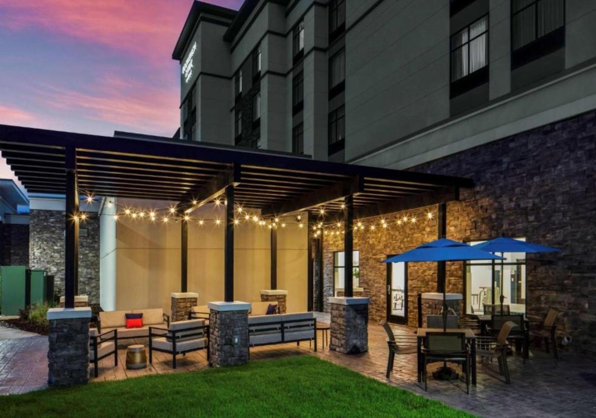 Homewood Suites By Hilton Greensboro Wendover, Nc Екстериор снимка